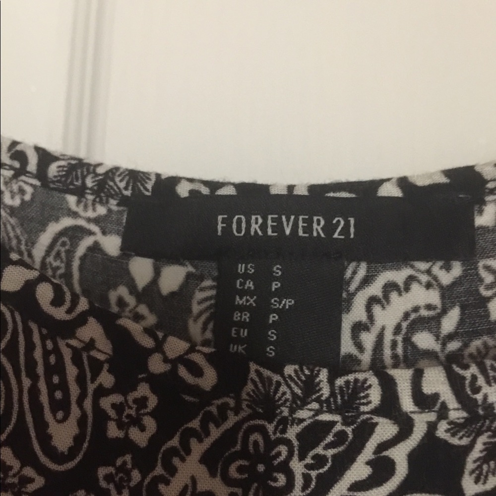 Romper - Picture 4 of 4